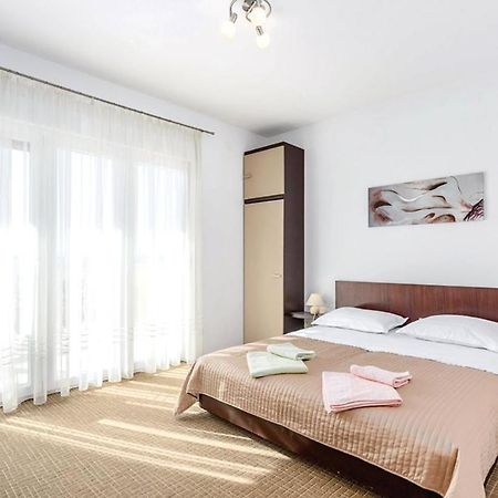 Apartment Vesna Selce Bagian luar foto